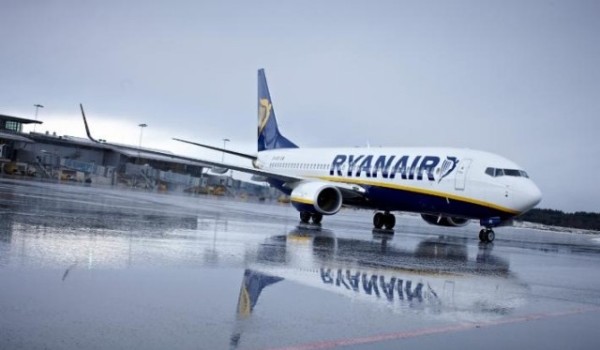 Ryanair, colloqui a Bari