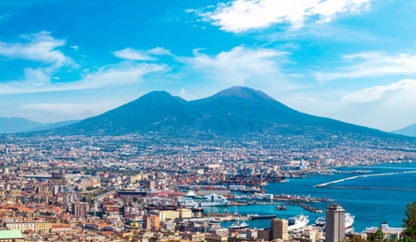 Campania, 234 tirocini al Comune di Napoli