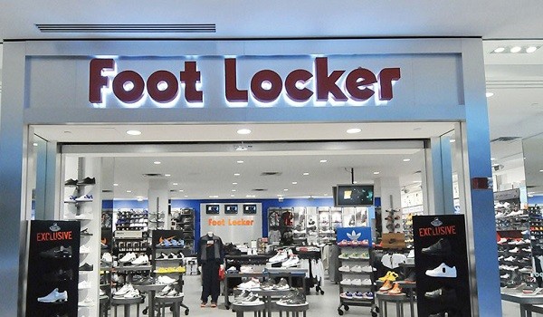 Calabria, lavoro nei negozi Foot Locker