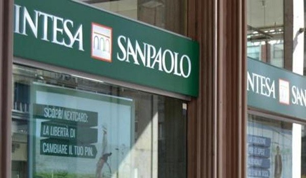 Campania, Intesa San Paolo cerca laureati: le selezioni a Napoli