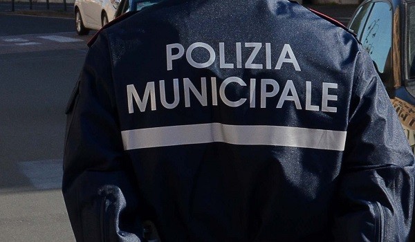 Tempo indeterminato in Calabria: concorso per Agenti di Polizia