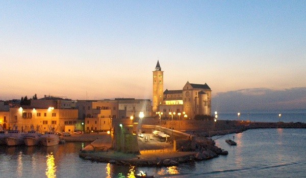 Lavoro Puglia: concorsi per 28 a tempo indeterminato