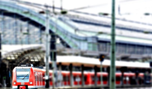 Lavoro Campania nelle Ferrovie: cercasi giovani operai