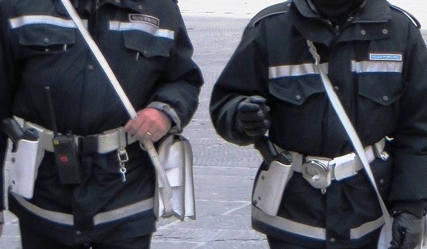 Lavoro Campania: concorso per 10 agenti in polizia locale