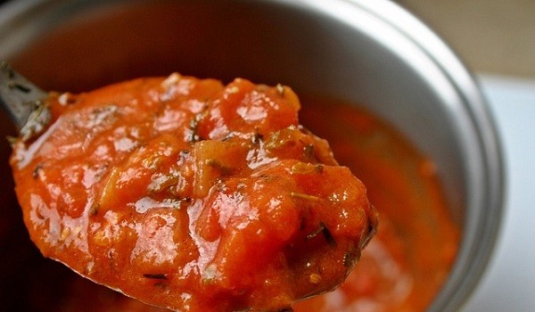 Lavoro Salerno, operai per la campagna pomodoro 2024