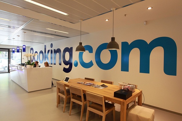 Booking, Account Manager a Catania