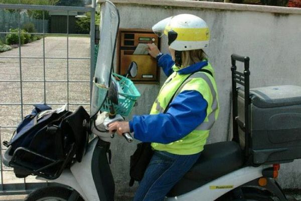 Abruzzo e Molise: Poste assume portalettere