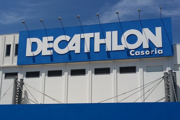 Campania, al lavoro da Decathlon