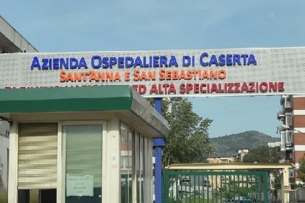 Campania, lavoro a tempo indeterminato per 15 amministrativi in ospedale