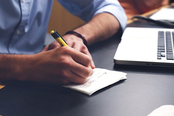 Concorso in Puglia per lavorare in Comune a tempo indeterminato