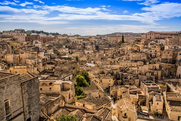 Basilicata, lavoro a tempo indeterminato per 25