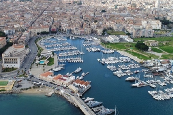 Sicilia: concorso per impiegati all’Autorità portuale