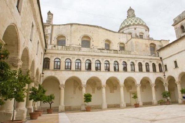 Lavoro Puglia: concorso e posti a tempo indeterminato