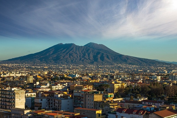 Lavoro Campania, concorso: in ufficio a tempo indeterminato