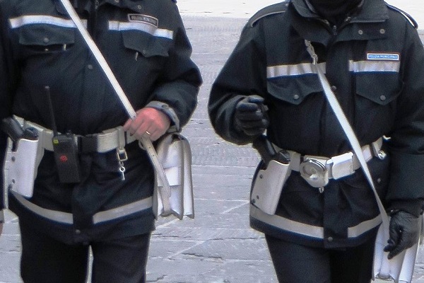 Lavoro Campania: concorso per 10 agenti in polizia locale