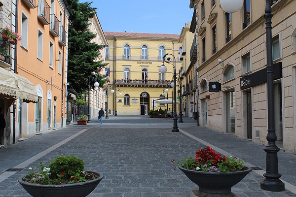 Lavoro Potenza, laureati al Comune